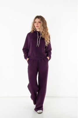 Костюм жіночий